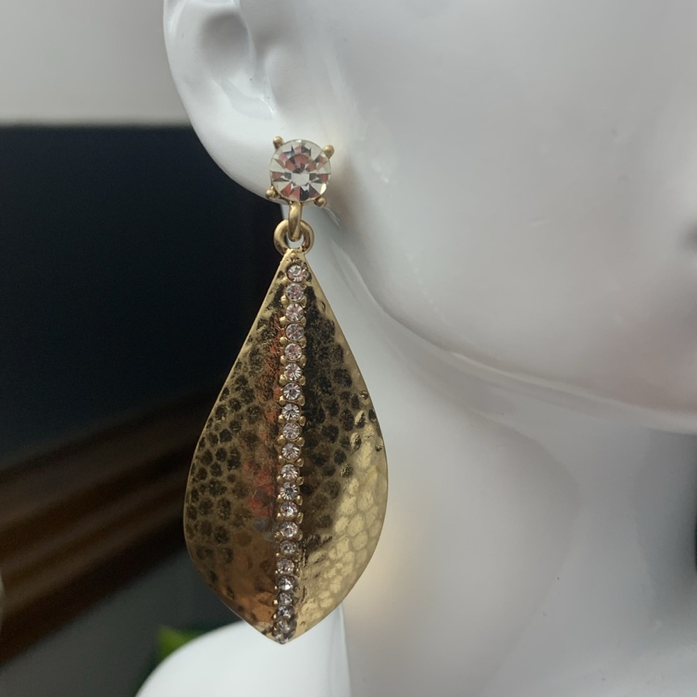 Costume Gold Tone and Rhinestone Crystals Large Tear Drop Pierced Earrings EUC - Picture 2 of 7